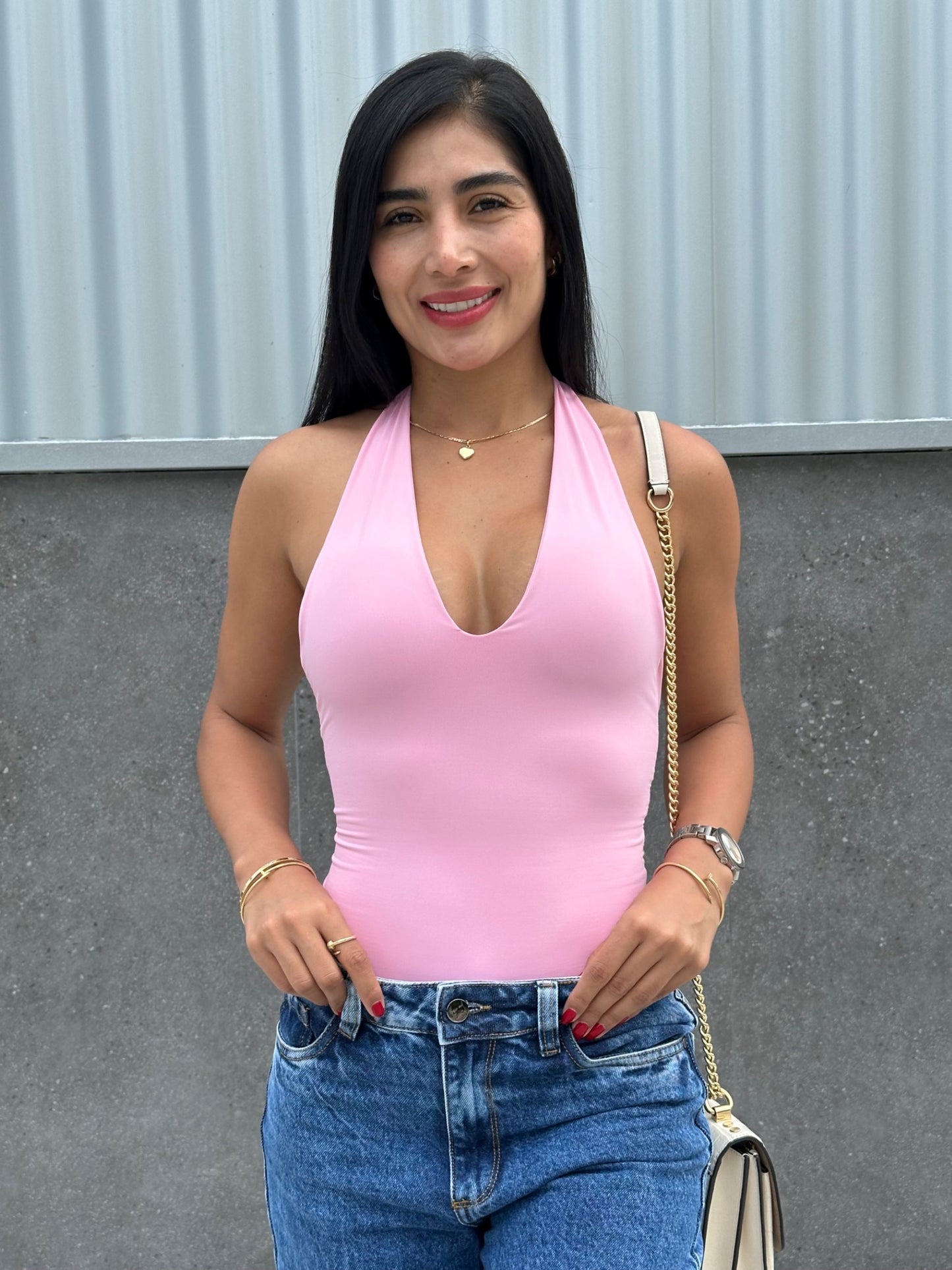 Body SA escote rosado