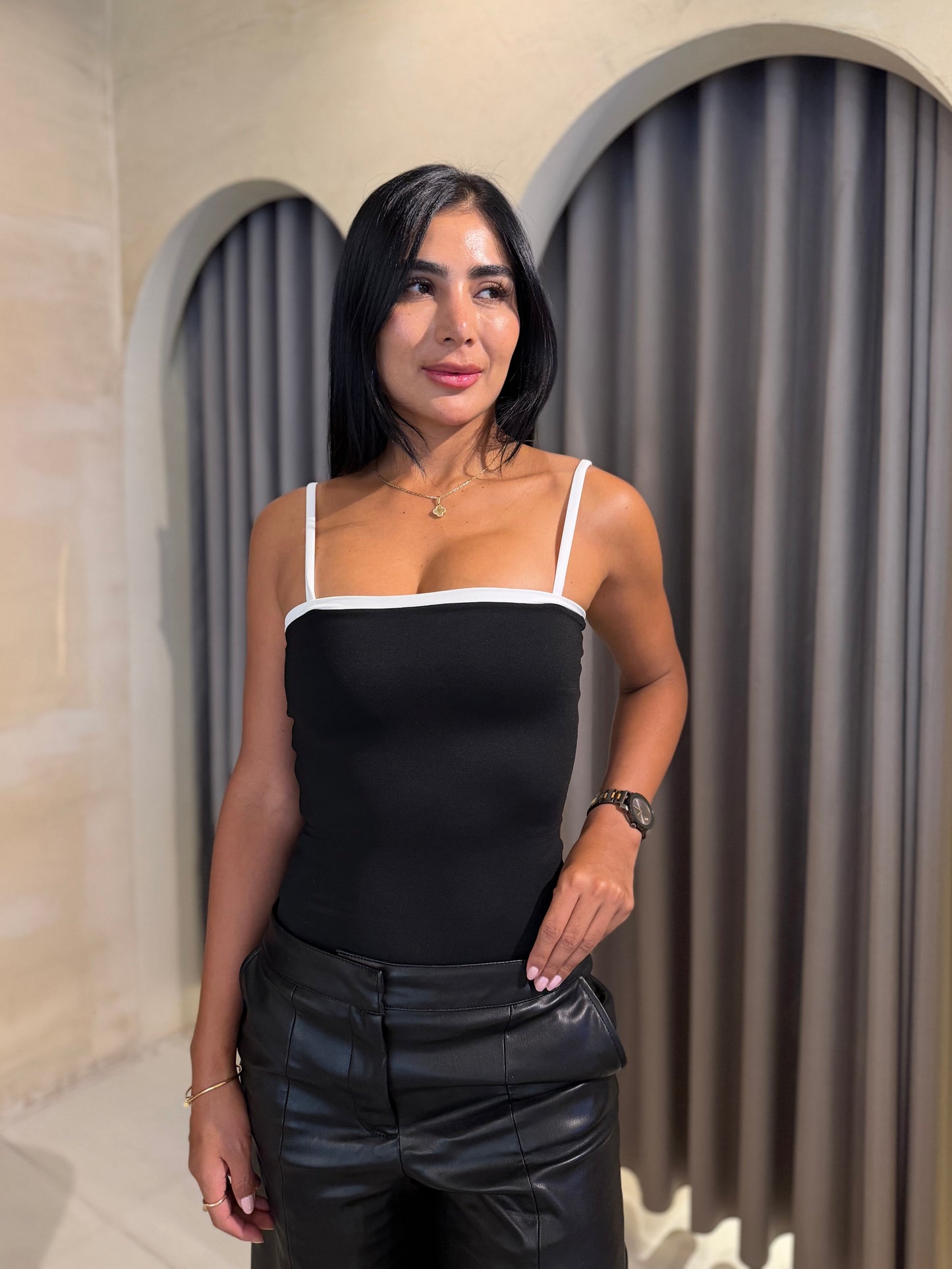 Body bloques tira negro