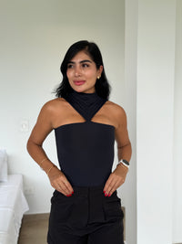 Body cuello diamante negro