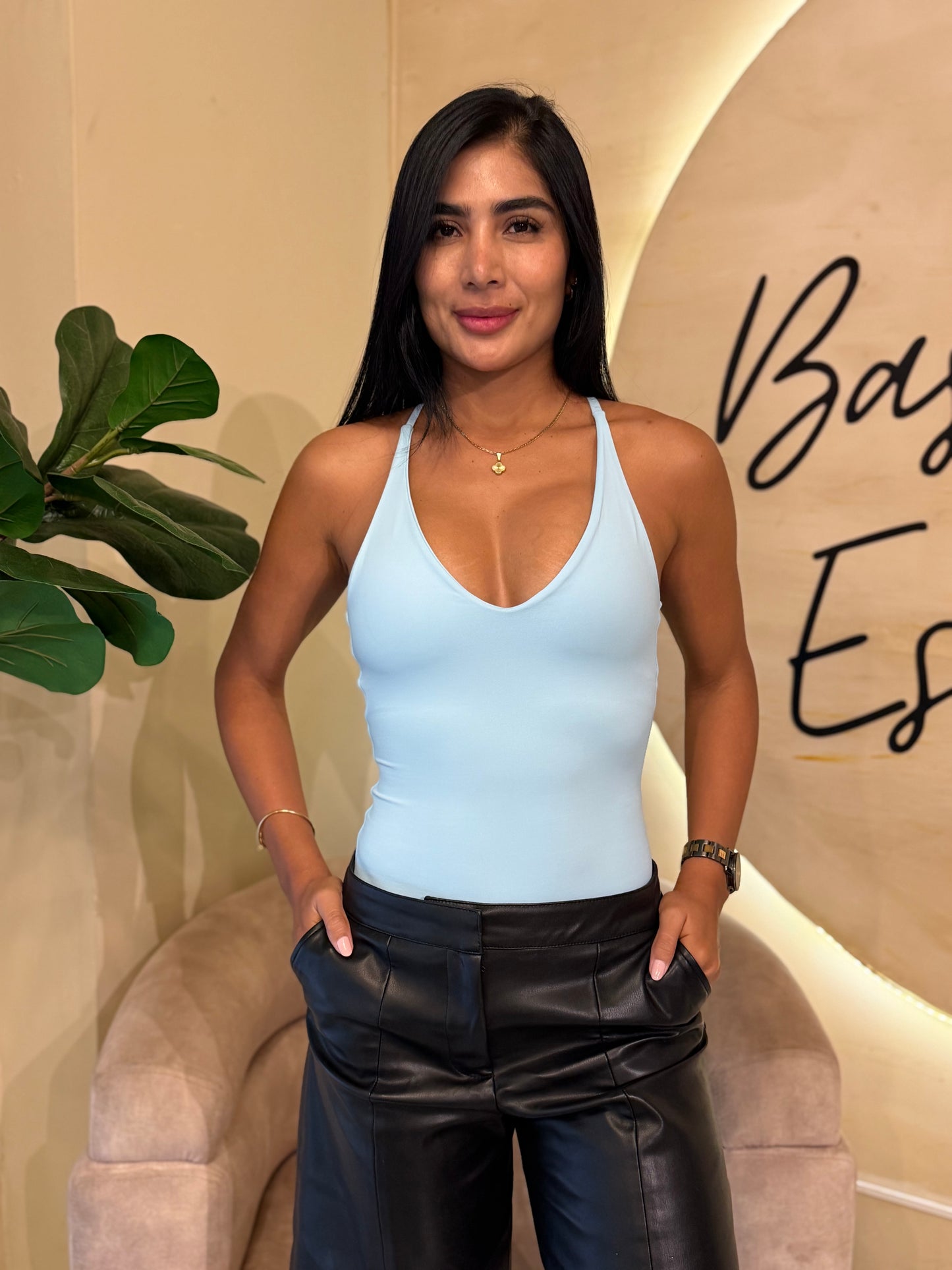 Body top invisible azul bebé