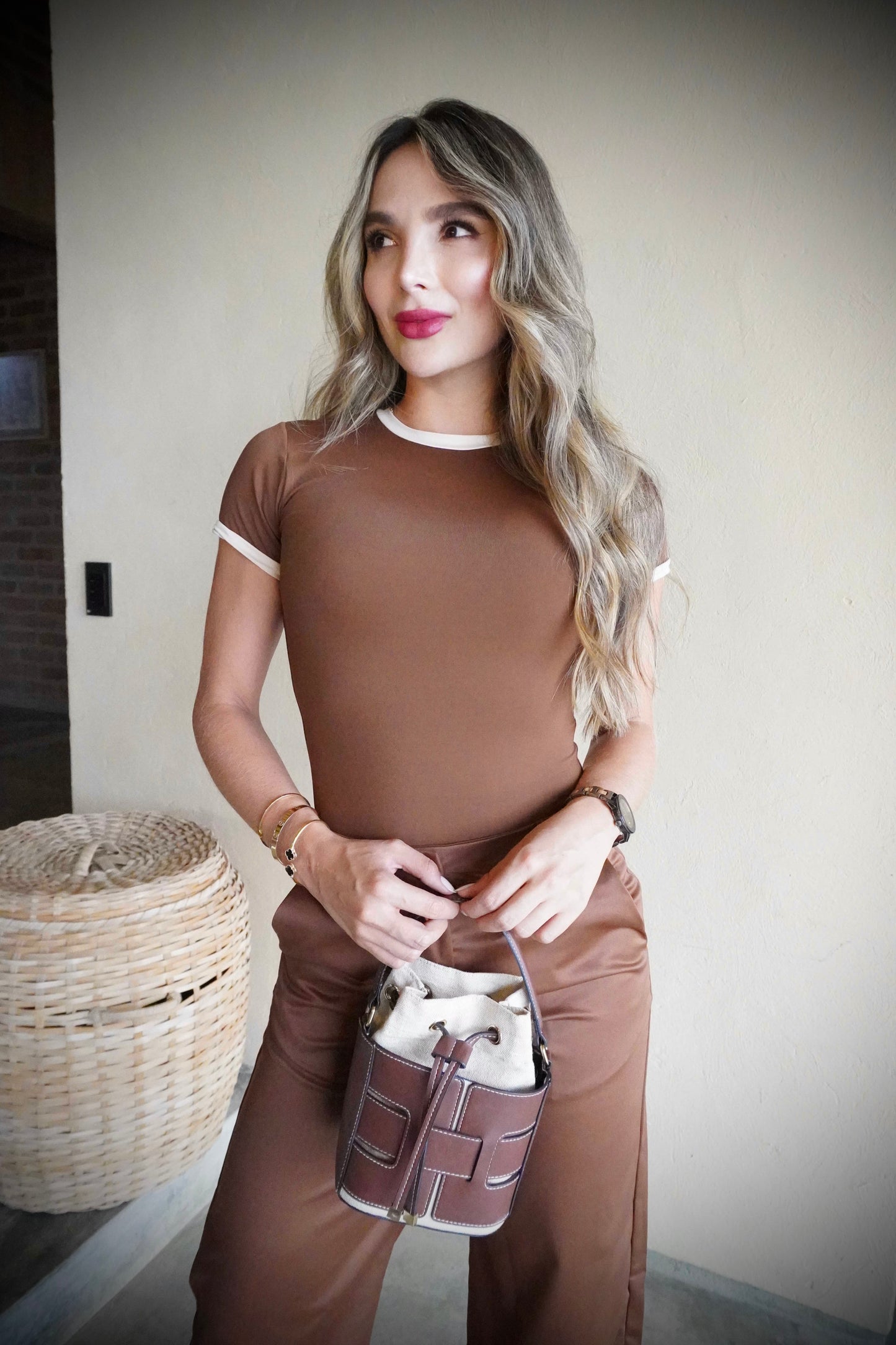 Bloques camiseta cafe