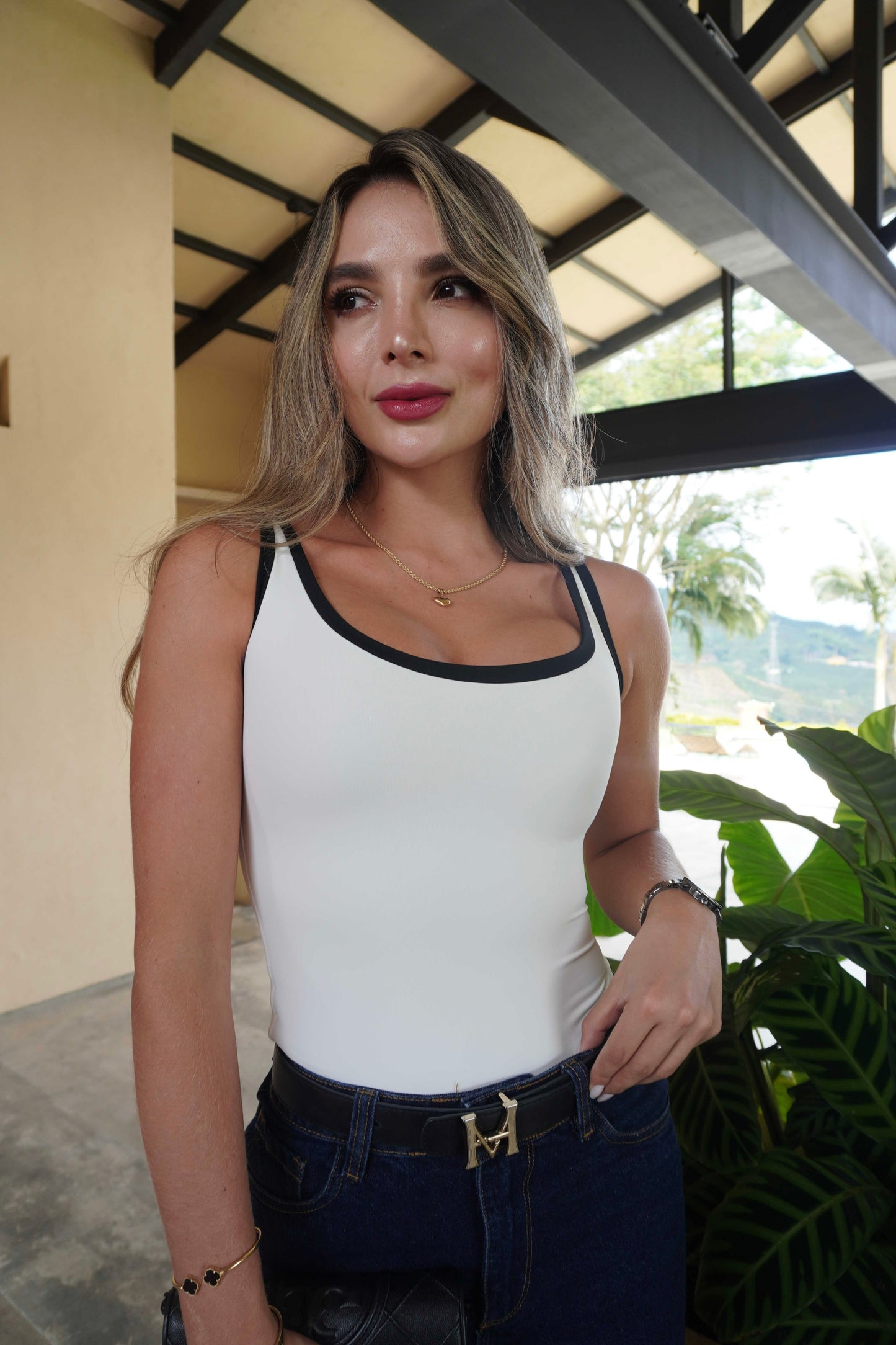 Body Bloques esqueleto blanco