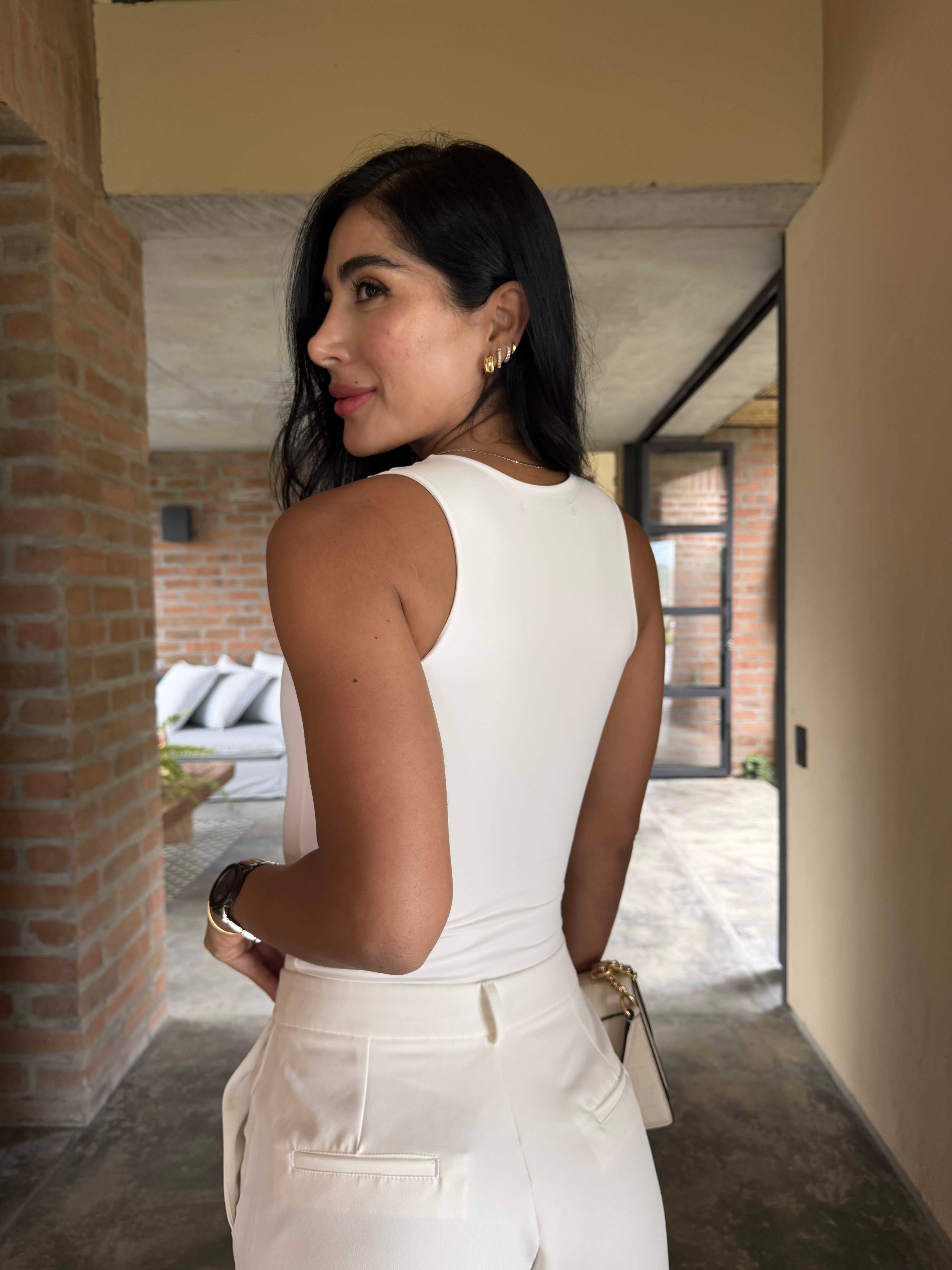 Body siso escote blanco