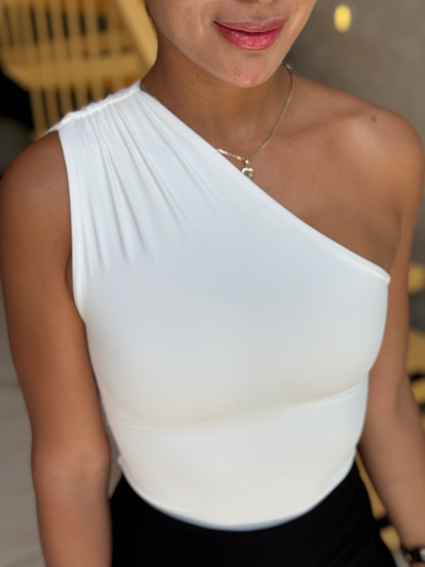 Body hombro recogido blanco