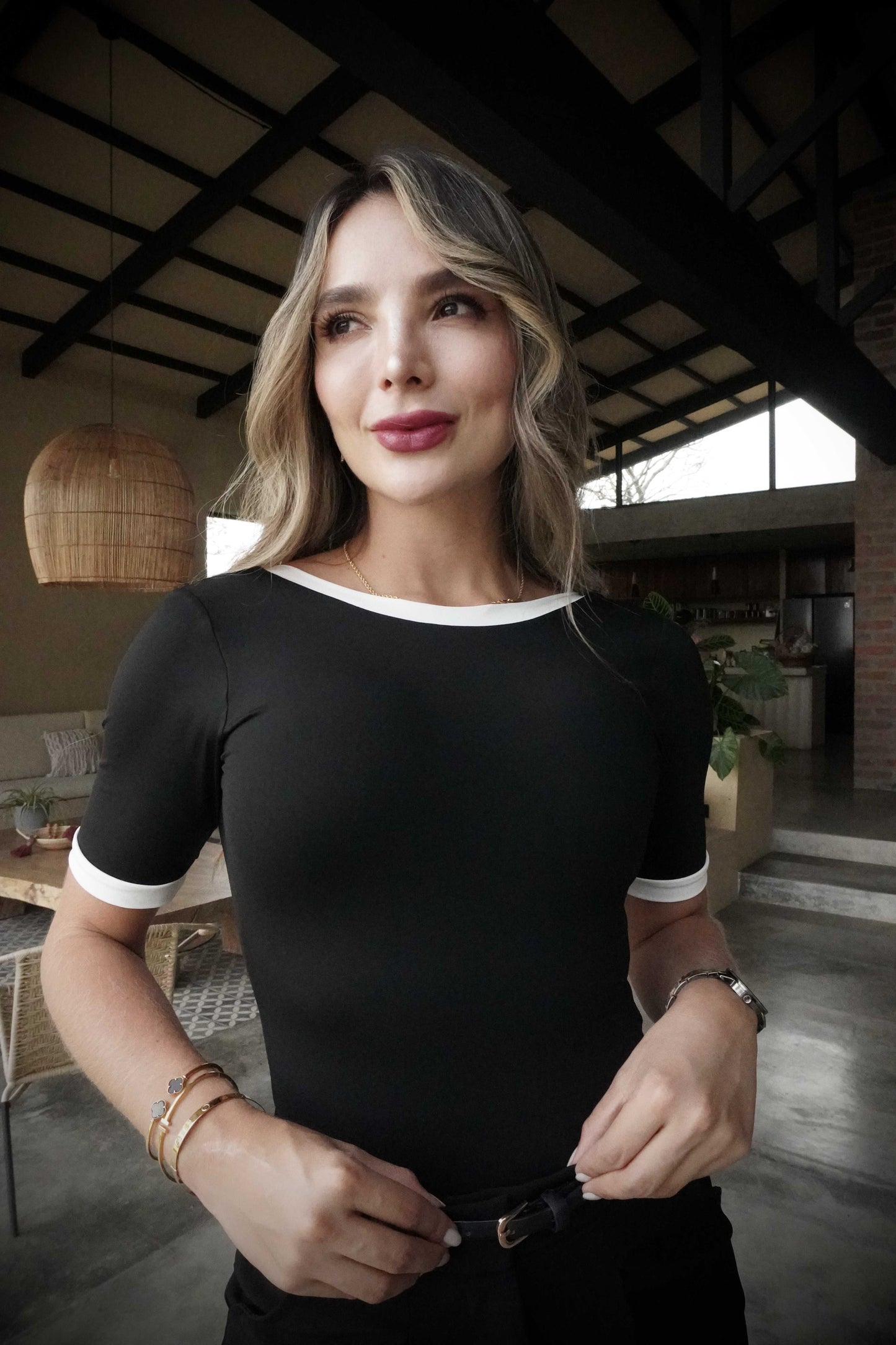 Body bloques escote negro