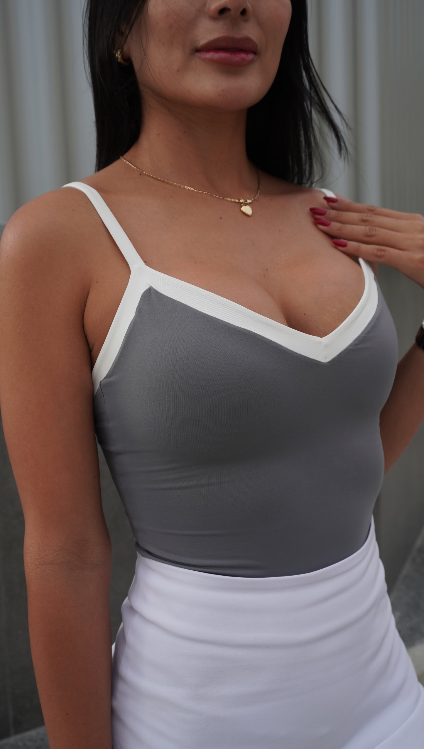 Body bloques tiras gris
