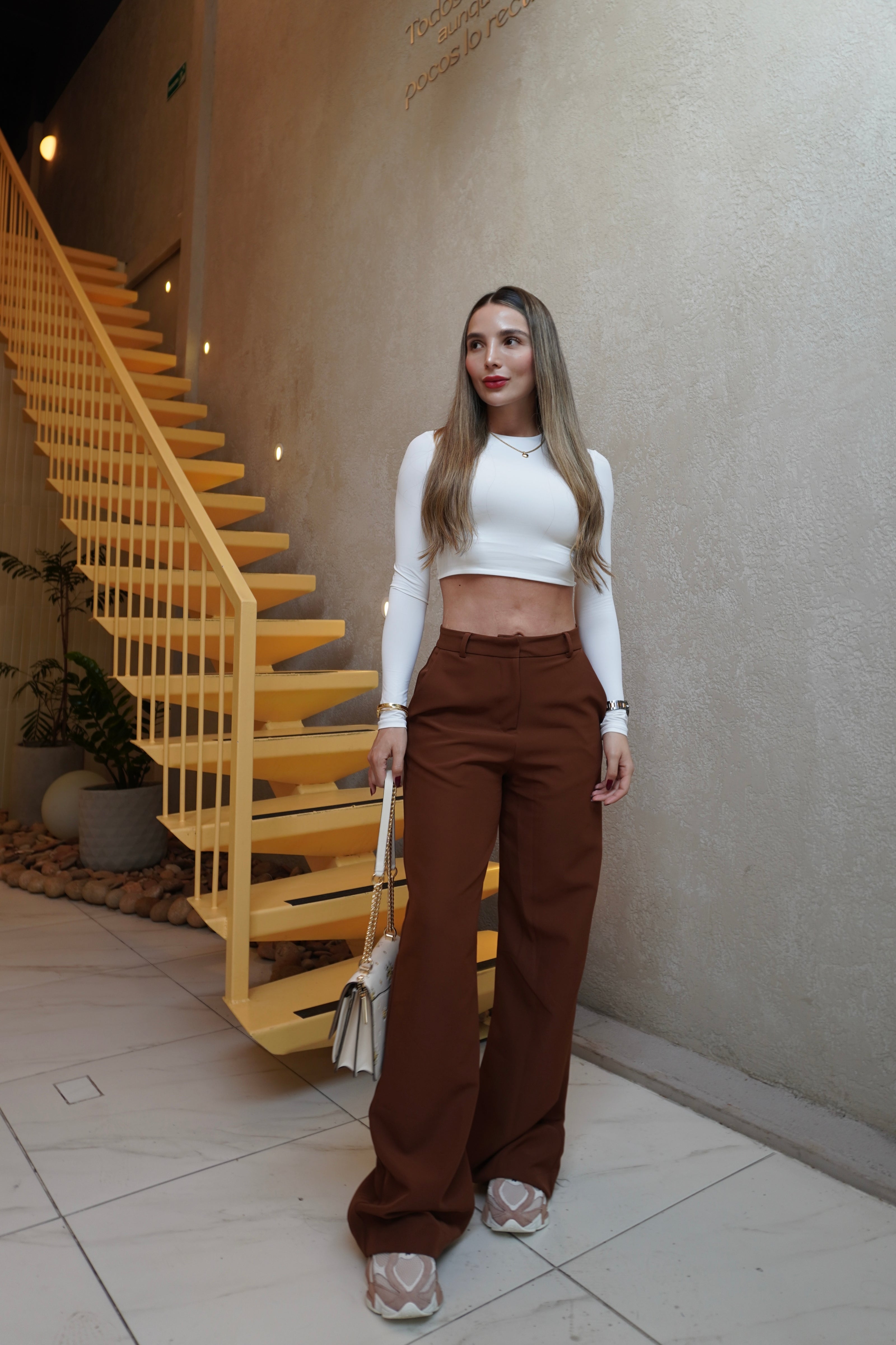 Pantalon clasico cafe