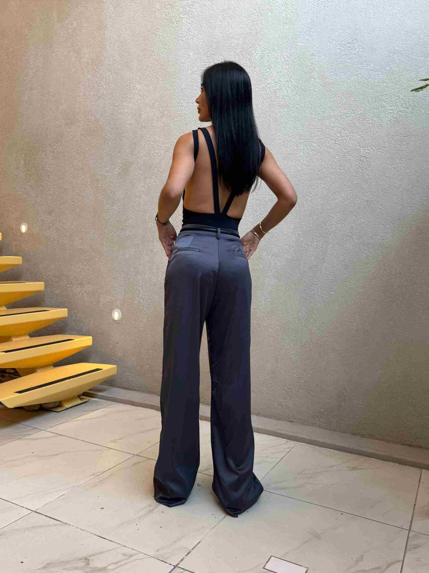 Pantalón Satín Gris