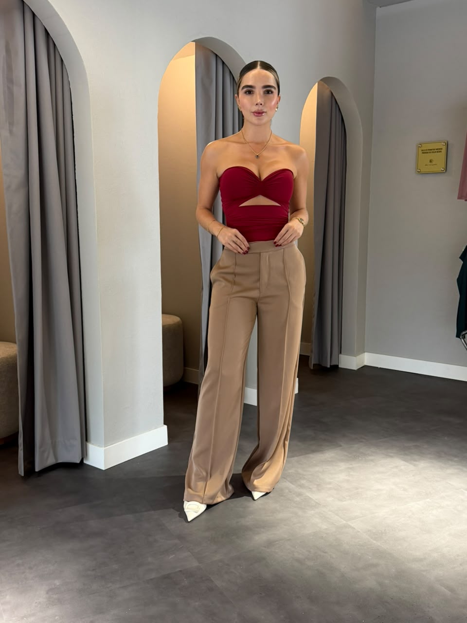 Pantalon tiro medio Camel