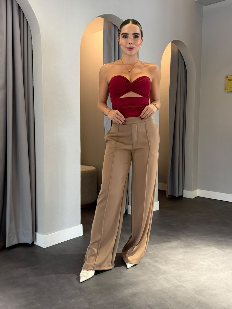 Pantalon tiro medio Camel