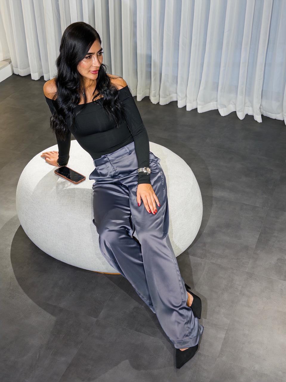 Pantalón Satín Gris